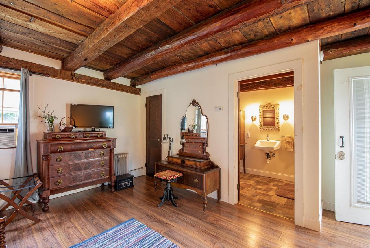 Van Winkle Inn Greenville Exteriör bild